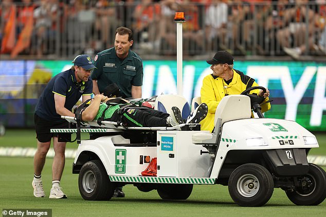 1734266256 120 Worrying scenes unfold in opening Big Bash clash as Melbourne