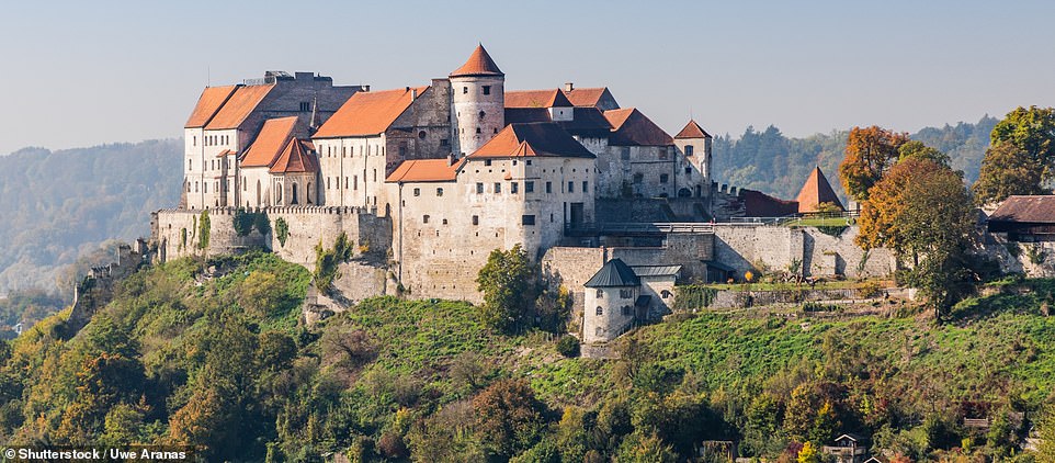 With a length of 1,051 m (3,448 ft), Burghausen Castle, founded before 1025, holds the title of 