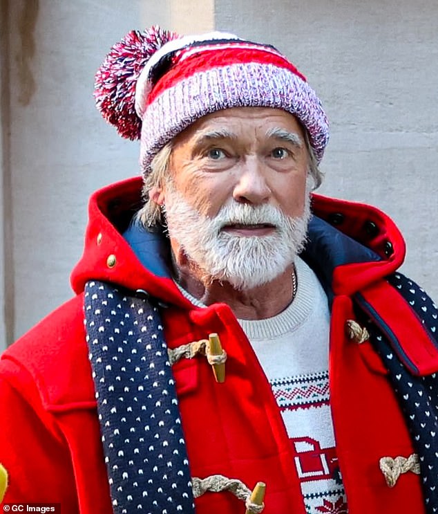 Later, she bundled up in a long red coat that looked perfect for Kris Kringle to wear while spreading Christmas cheer throughout Manhattan.