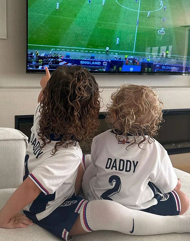 Lauryn posted this picture on Instagram of Kyle's kids watching him play.