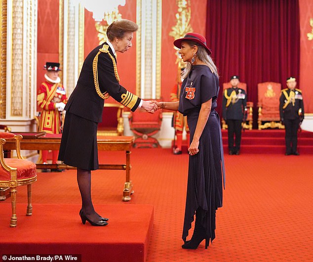 Shobna, who was appointed MBE for her services to the cultural industries, looked glamorous for the momentous day.