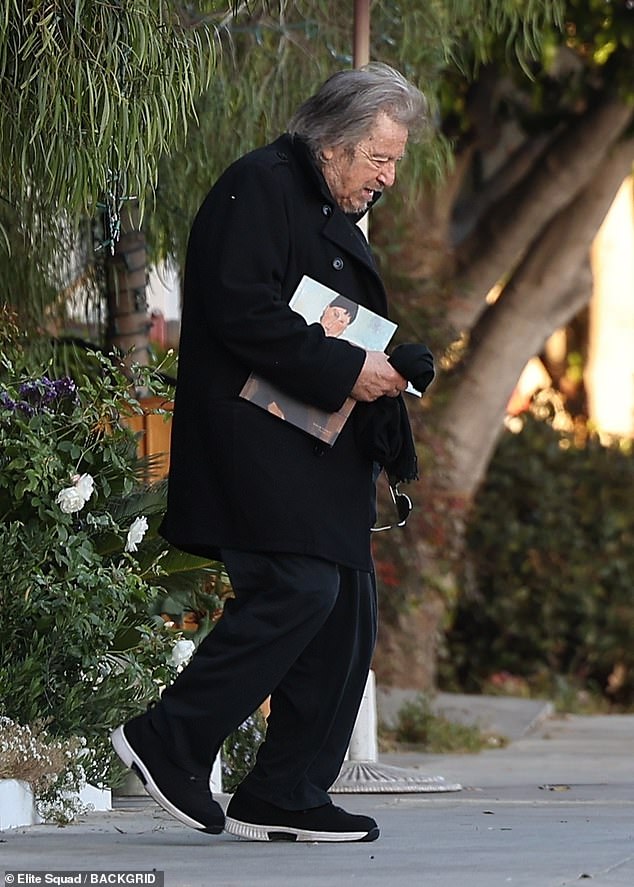 The duo shared a hearty laugh before Leo escorted Pacino to his car and George happily said goodbye, as described by witnesses