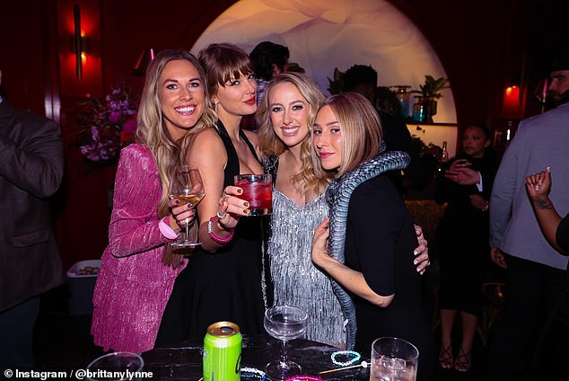 Swift's close friend Ashley Avignone was also in attendance and kept it on theme, wearing a snake plushie around her neck as a nod to her 2017 album Reputation.