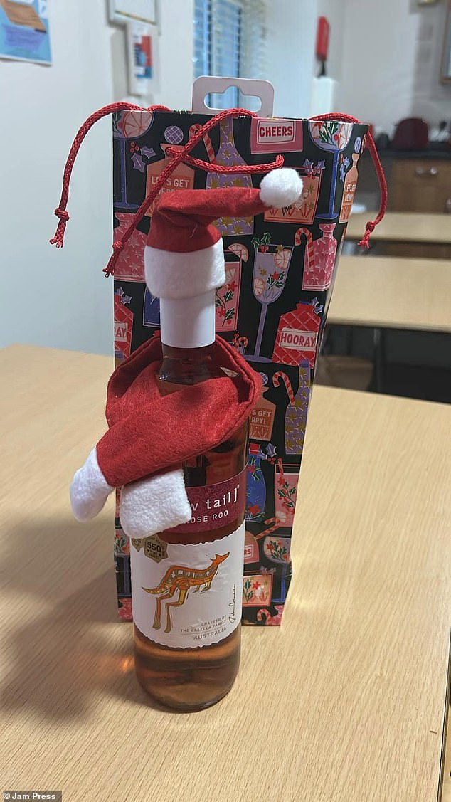 She admitted that the experience had put her off purchasing from the online retailer, to whom she had informed of her discovery. In the photo, the gift from Secret Santa.