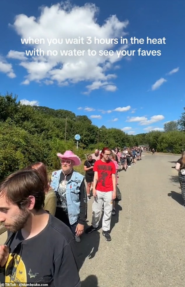 One festival-goer even told the BBC that she had fainted while queuing in the unbearable heat and was never able to reach the venue.