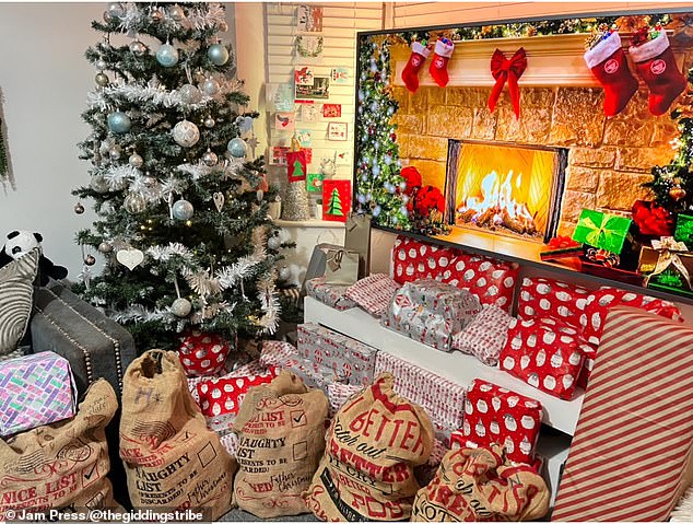 Tess often makes headlines for her clever tips and tricks and this year she is shopping for cold meats for the Christmas Day roast and found bargains on Facebook.