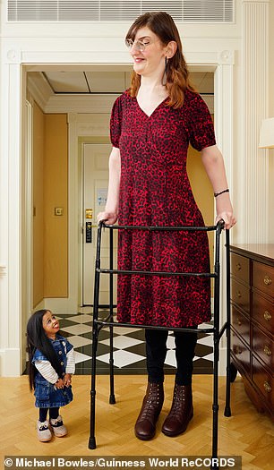 Jyoti Amge, the shortest woman, and Rumeysa Gelgi, the tallest woman