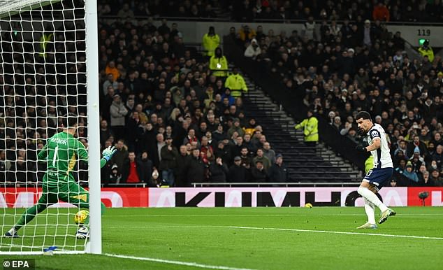 Dominic Solanke had opened the scoring with a close-range shot in the 15th minute.