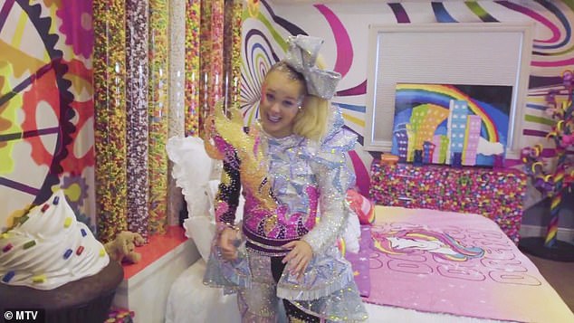 Jojo also had a slime room, a rainbow room, and a psychedelic room filled with a whopping 4,000 pounds of candy.