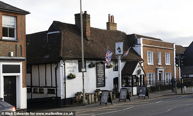 Baqa was heavily criticized by staff and punters working at The Saracen's Head in Kings Langley, Hertfordshire.