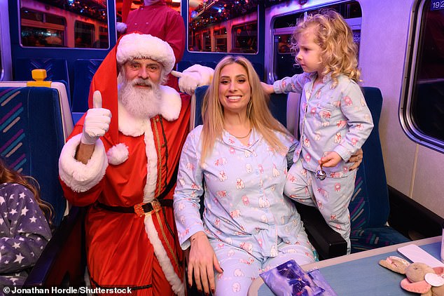 Stacey Solomon prepares an unusual Christmas breakfast for her husband and children