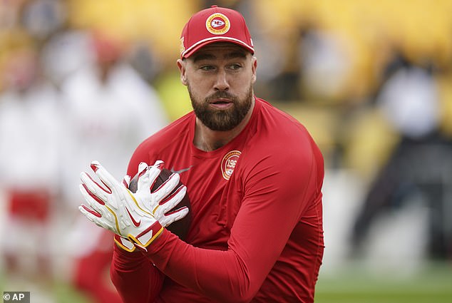 1735146996 227 Festive Travis Kelce wears Santa hat into Chiefs Steelers game as