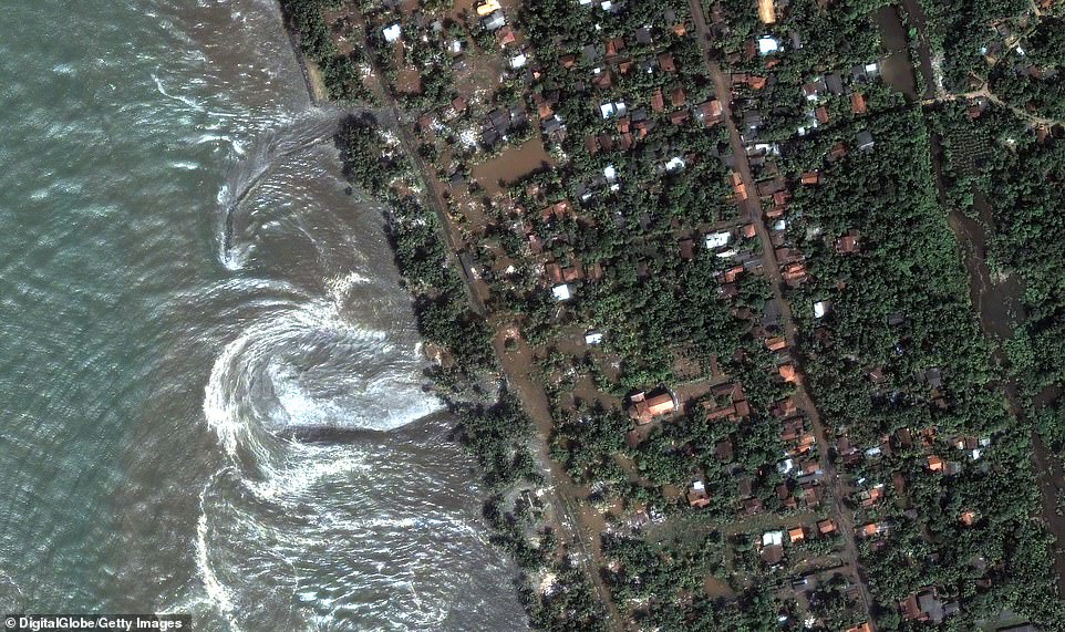 Satellite images show the devastation caused by the Boxing Day tsunami in Sri Lanka