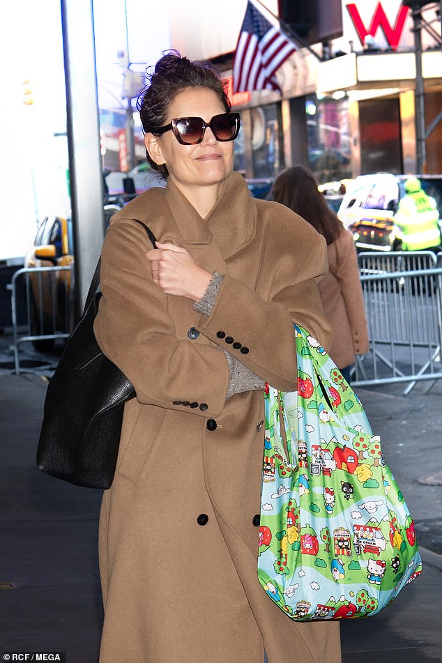 The Dawson's Creek alum, 46, headed to the historic Barrymore Theater in New York City wrapped in a brown trench coat.