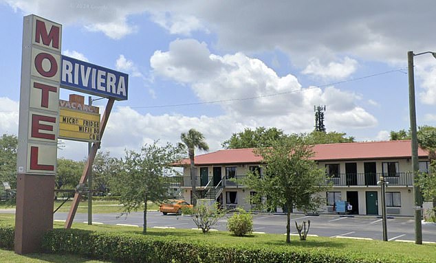 Alvelo had been delivering pizzas from Marcos Pizza Shop to the Riviera Motel in Kissimmee, Florida, near Orlando.