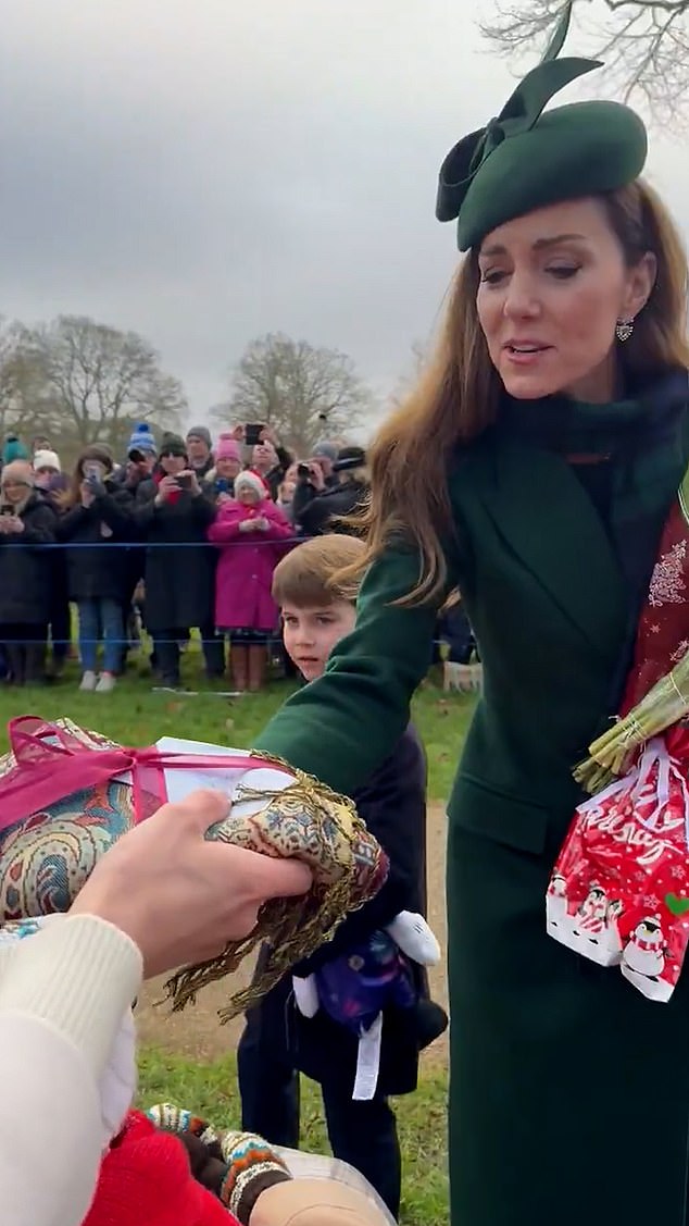 The Sweet Moment Teacher, Who Traveled From France To Meet The Royal