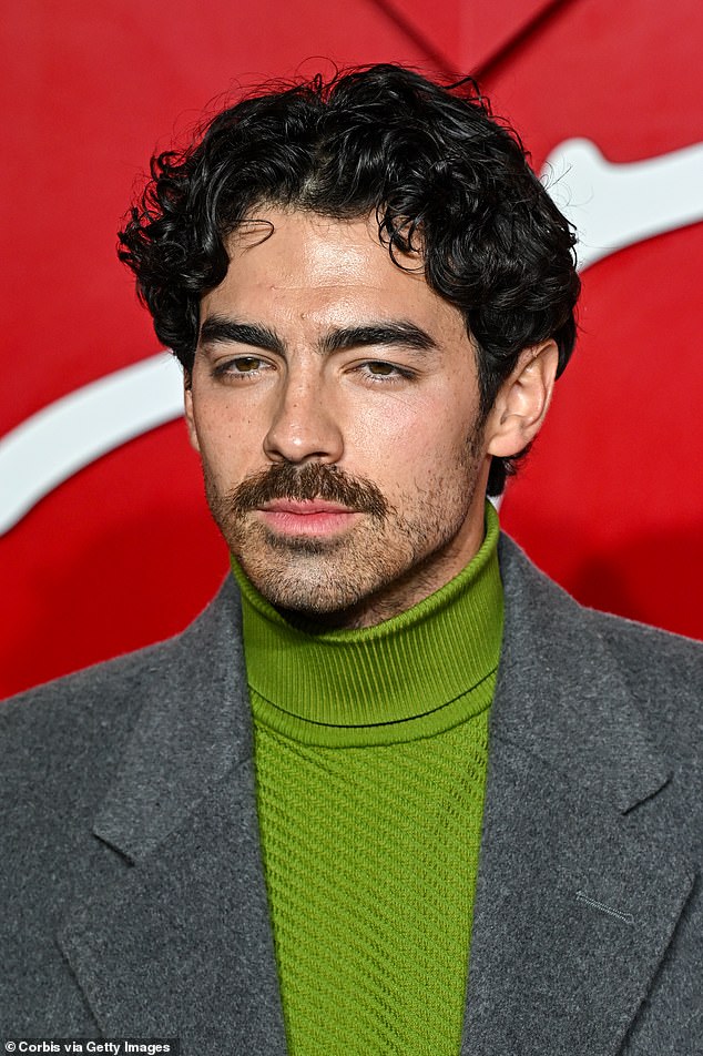 Surgeons said that among men, many ask about Joe Jonas's jaw