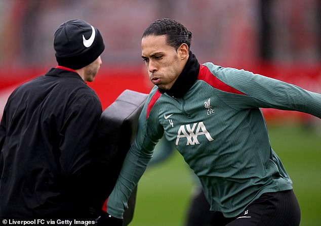 Despite his advanced age, Van Dijk remains in optimal physical condition thanks to his commitment to recovery