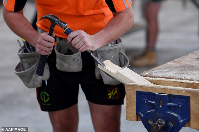 Side jobs are gaining popularity as Australians continue to battle the cost of living crisis.