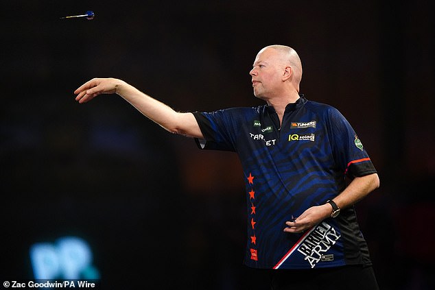 Wright wrongly predicted that fellow veteran Raymond van Barneveld would go racing this year.