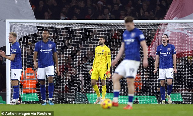 Struggling Ipswich were not good enough to expose Arsenal's uncertainties