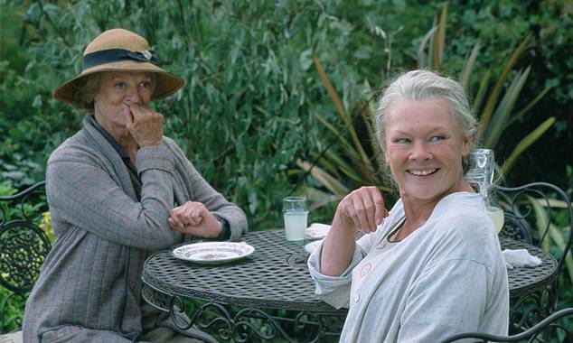 Judi and Maggie in 'Lavender Ladies', 2004