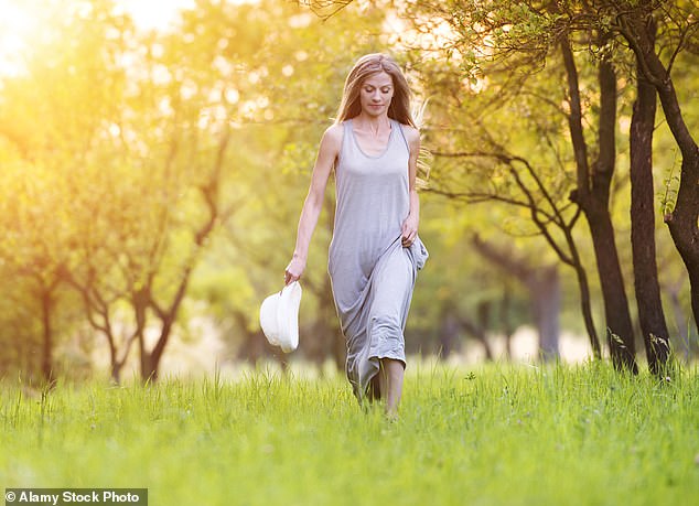 The technique that allows 90 percent of patients to get up and walk on the same day of surgery, without crutches (file photo)