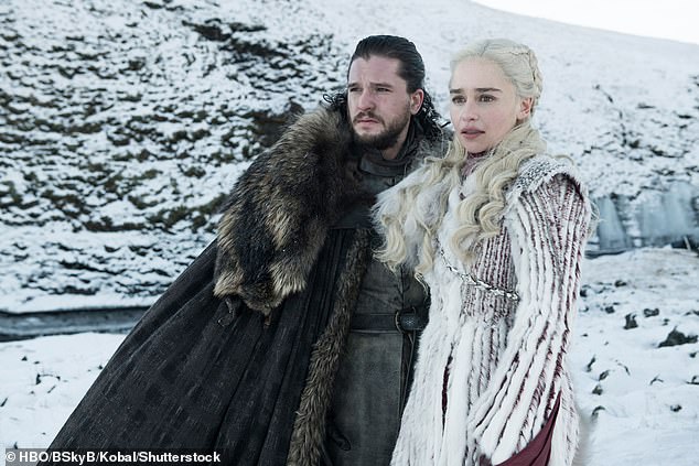 Kit Harington as Jon Snow and Emilia Clarke as Daenerys Targaryen in Game Of Thrones