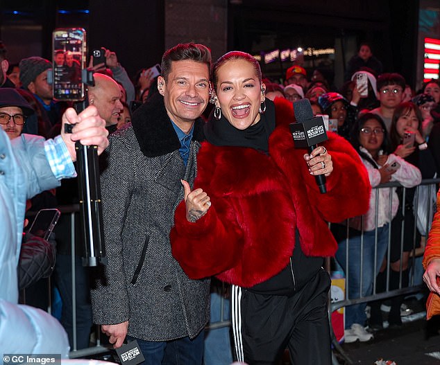 Ryan and Rita showed bright smiles at rehearsals.