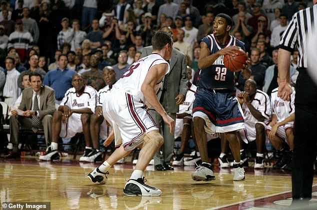 1735664616 516 College basketball icon Mike Babul has died at the age