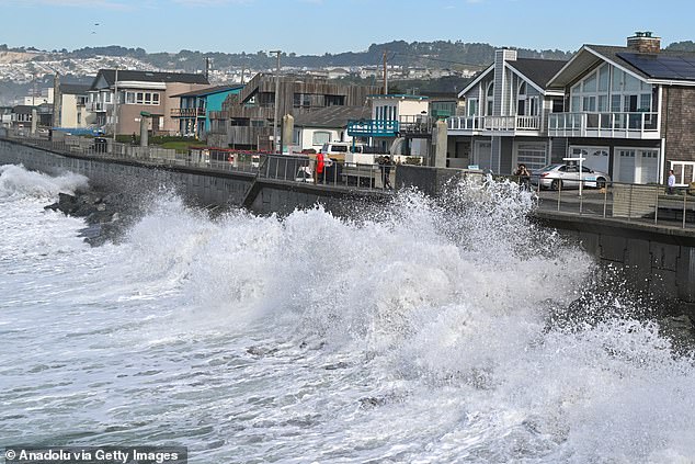 The National Weather Service had issued a tsunami warning for the West Coast following Thursday's earthquake, but it has since been canceled.