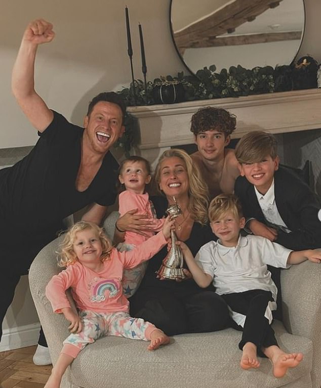 Stacey named her elf after her husband Joe Swash much to the amusement of her children: Zachary, 15, Leighton, 11, Rex, four, Rose, two, and one-year-old Belle.