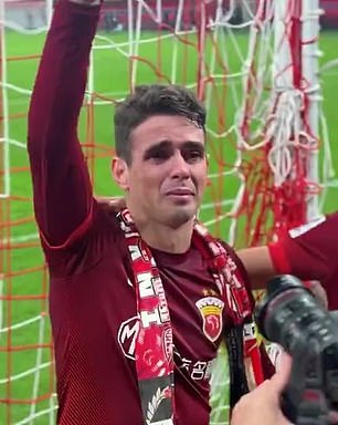 Oscar appeared tearful as he said goodbye to his fans earlier this month after an eight-year stint.