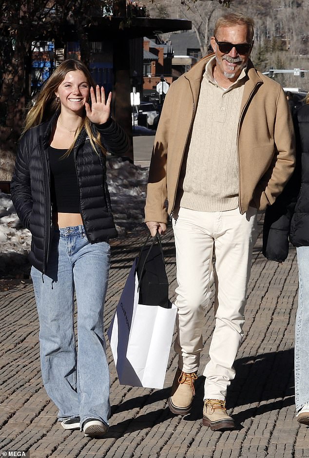 The Yellowstone star, 69, looked stylish in a cream-toned sweater, pants and tan jacket while spending time with her 14-year-old daughter and her friends.