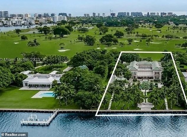 Prime property on exclusive Florida island that would make Jeff