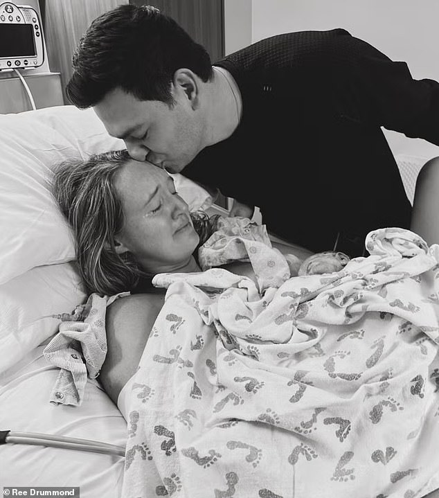 Her daughter Alex, 27, revealed this June that she and her husband Mauricio Scott were expecting their first child this winter; in the photo in the delivery room