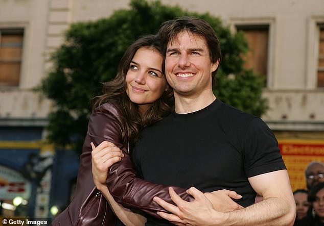 Tom Cruise and Katie Holmes arrive at the War of the Worlds Fan Screening in Los Angeles in 2005 in Hollywood