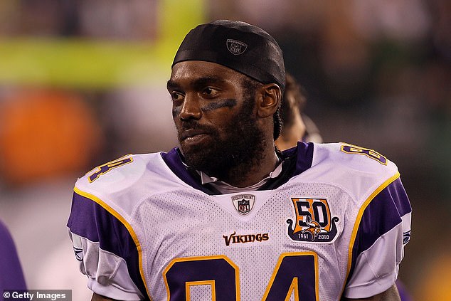 Moss is a Minnesota Vikings legend who was previously inducted into Ring of Honor