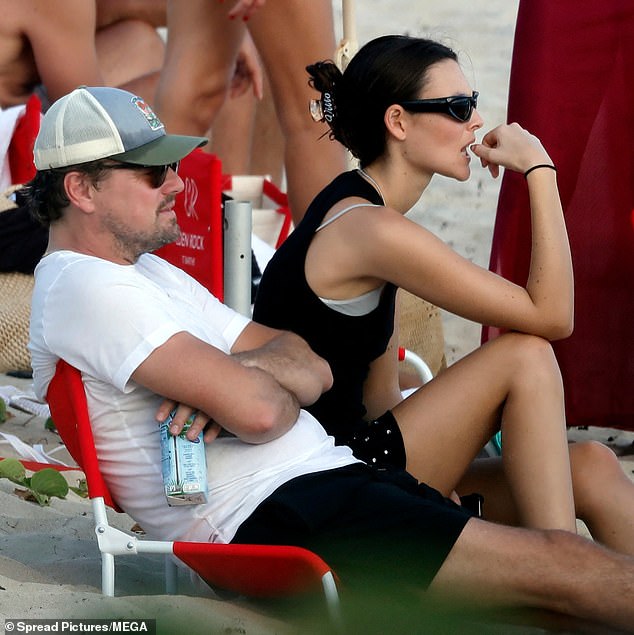 She showed off the band when she and Leo were having lunch at Yuca's Mexican restaurant in Los Angeles.