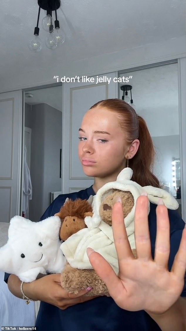 Nearly three decades since Jellycat began making its signature toys, videos of women finding, unboxing and appreciating their expensive plush toys, available in a dizzying variety of shapes, characters and objects, are flooding TikTok.