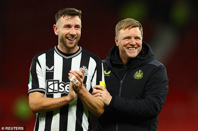 Former Toon star Paul Dummett cheered on Newcastle during their 2-0 win over Manchester United, as did current goalkeeper Mark Gillespie.