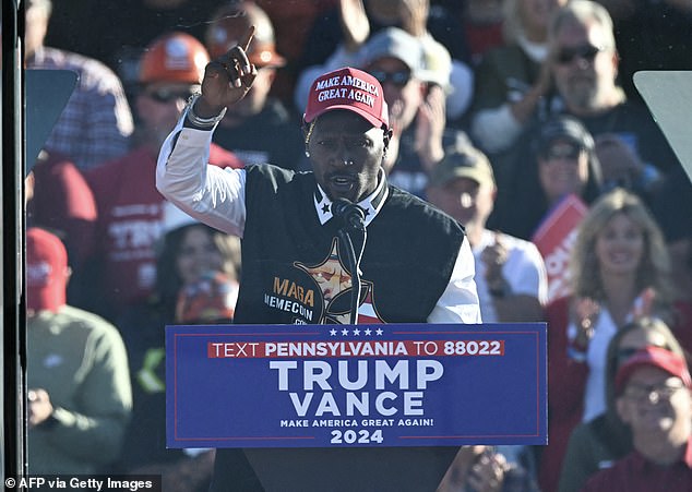 Brown accompanied Donald Trump on his election campaign before his victory over Kamala Harris