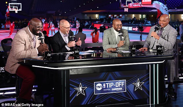 (Left to right) Shaquille O'Neal, Ernie Johnson, Kenny Smith and Charles Barkley in Inside the NBA