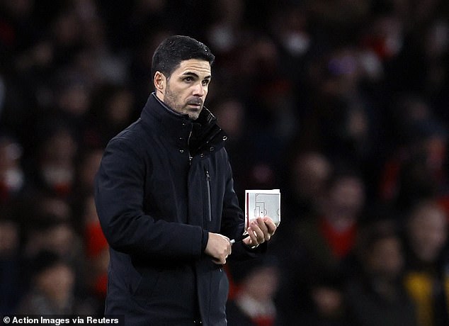 Wright insisted that Arteta 