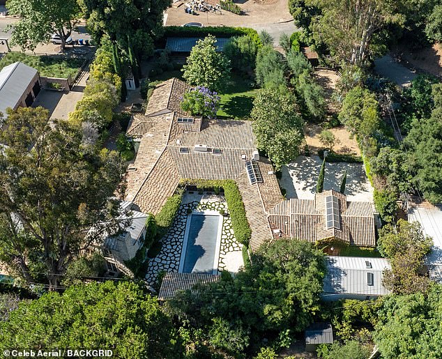 He fled the $20.5 million 'bachelor camp' in Pacific Palisades and raced to his ex-wife Jennifer Gardner's house