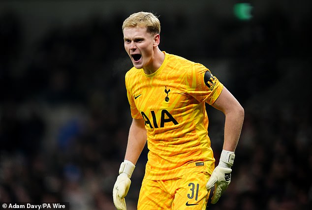 Just a few days after signing for the club, Antonin Kinsky distinguished himself in goal for Spurs.