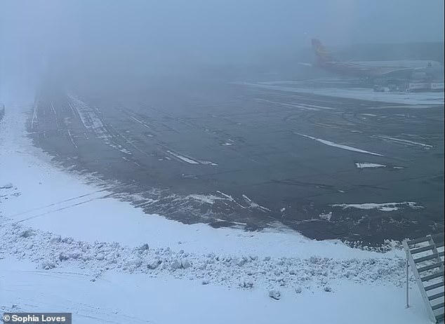 Manchester Airport halted all flights again on Thursday morning due to heavy snow, causing chaos at departures and arrivals as crews worked to clear runways.