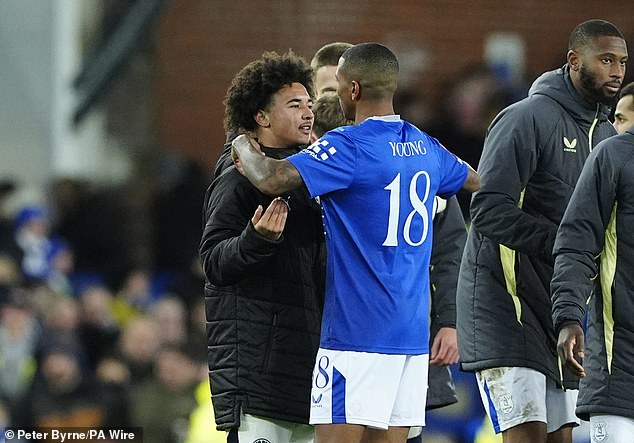 The father-son duo shared a touching hug at the end of Thursday's match.