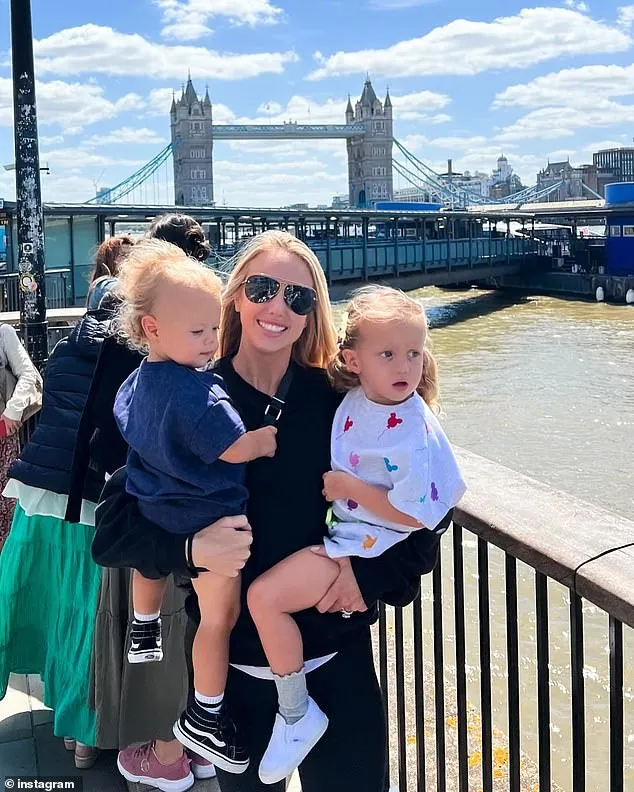 (Left to right) Bronze, Brittany and Sterling Mahomes appear on the banks of the Thames.